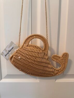 Tommy Bahama Tan Rattan Whale Crossbody Bag with Gold Chain